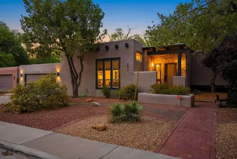 2213 Camino De Los Artesanos NW, Albuquerque, NM 87107