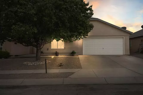 9016 Santa Catalina Ave NW, Albuquerque, NM 87121