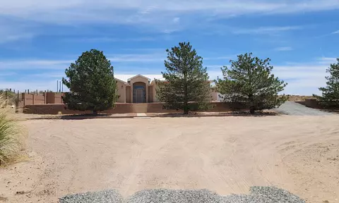 1504 12th St SE, Rio Rancho, NM 87124