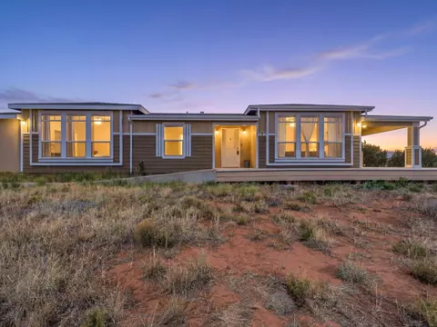 15 Reubens Ln, Edgewood, NM 87015