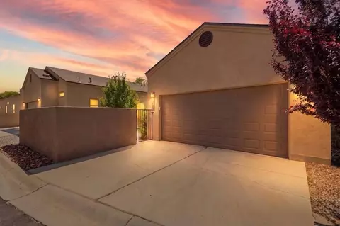 2328 Penn Ave SE, Albuquerque, NM 87106