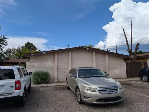 7905 Marquette Ave NE, Albuquerque, NM 87108