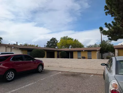 7909 Marquette Ave NE, Albuquerque, NM 87108