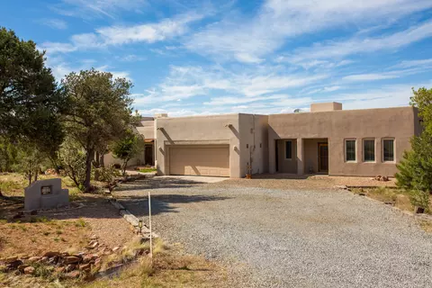 26 Kiva Pl, Sandia Park, NM 87047