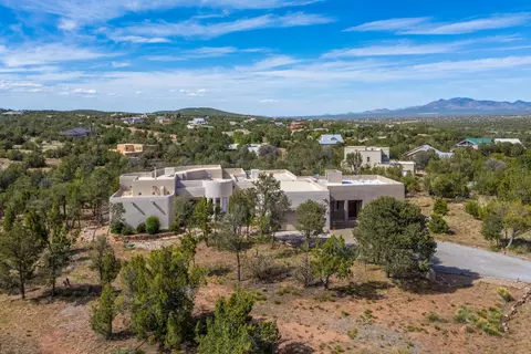 26 Kiva Pl, Sandia Park, NM 87047