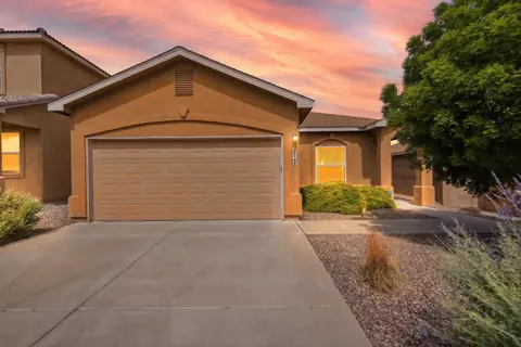916 Kipuka Dr NW, Albuquerque, NM 87120