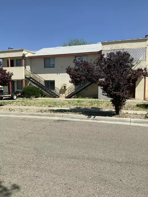12725 Dunes Rd SE, Albuquerque, NM 87123