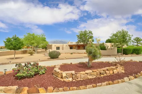 55 El Dorado Rd, Corrales, NM 87048