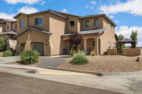 8700 Desert Finch Ln NE, Albuquerque, NM 87122