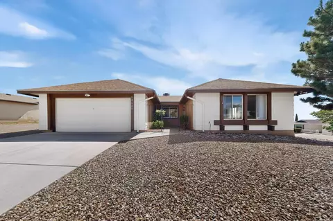 12600 Indian Pl NE, Albuquerque, NM 87112