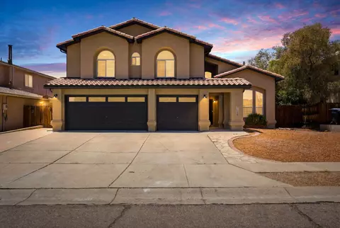 7739 Ridgeview Dr NW, Albuquerque, NM 87120