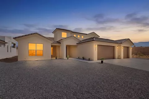 861 11th Ave SE, Rio Rancho, NM 87124