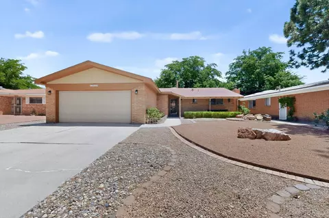 2808 Dallas St NE, Albuquerque, NM 87110