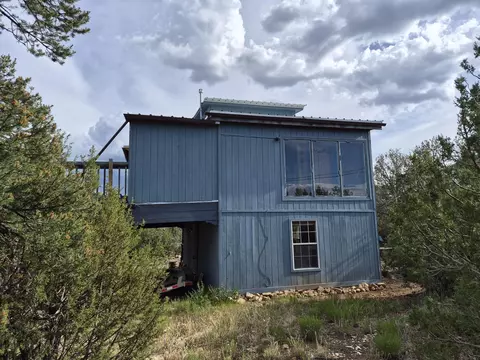 Exterior - 74 Juniper Hill Loop, Cedar Crest, NM 87008 photo 7 of 17
