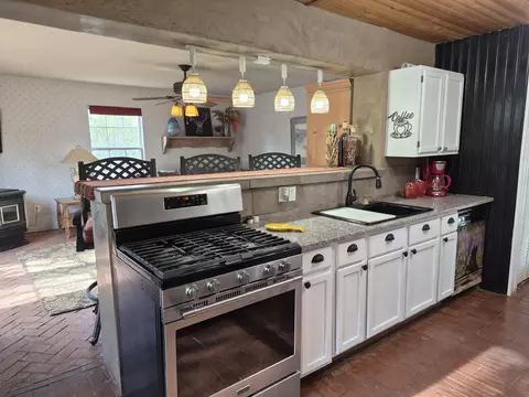 Kitchen - 74 Juniper Hill Loop, Cedar Crest, NM 87008 photo 2 of 9