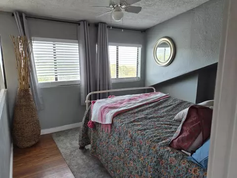 Bedroom - 74 Juniper Hill Loop, Cedar Crest, NM 87008 photo 7 of 11