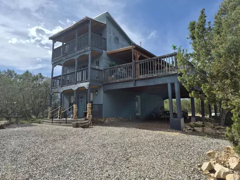 74 Juniper Hill Loop, Cedar Crest, NM 87008