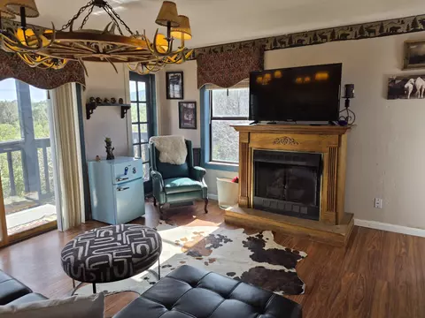 Living - 74 Juniper Hill Loop, Cedar Crest, NM 87008 photo 5 of 13