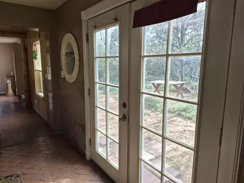 Entry Way - 74 Juniper Hill Loop, Cedar Crest, NM 87008 photo 3 of 5