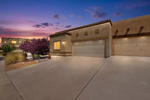 2401 Treviso Dr SE, Rio Rancho, NM 87124
