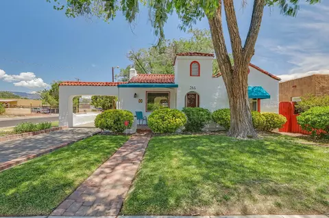344 Amherst Dr NE, Albuquerque, NM 87106