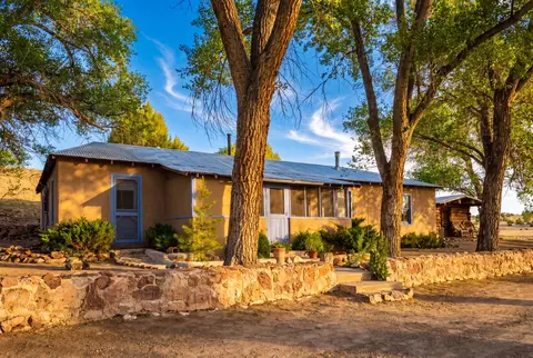 Exterior - 116 Thomas Ranch Rd, Datil, NM 87821 photo 2 of 13