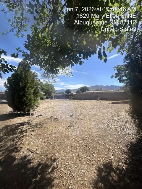 1828 Mary Ellen St NE, Albuquerque, NM 87112