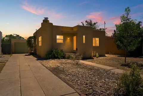 518 Aliso Dr NE, Albuquerque, NM 87108