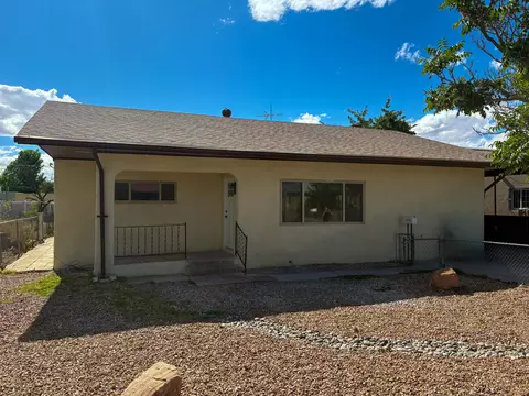 5113 San Luis Pl NW, Albuquerque, NM 87107