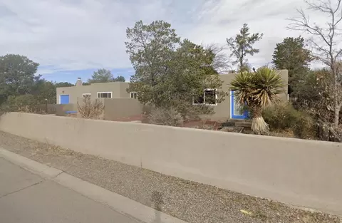 911 Palmas Altas Dr SE, Rio Rancho, NM 87124