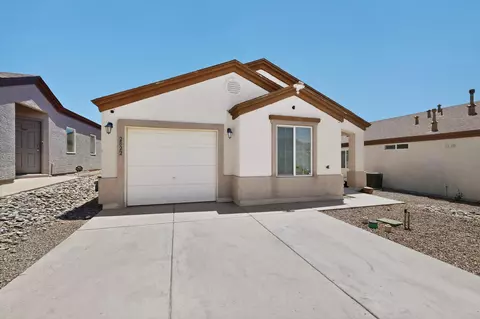 2822 Baco Noir Dr SW, Albuquerque, NM 87121