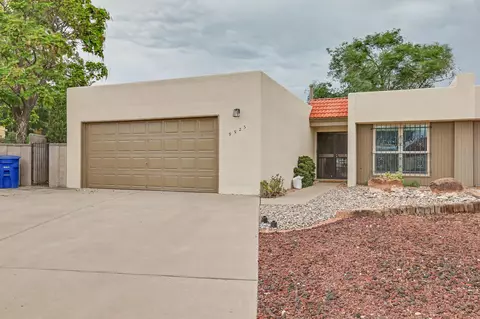 9923 Amigante Dr NE, Albuquerque, NM 87111
