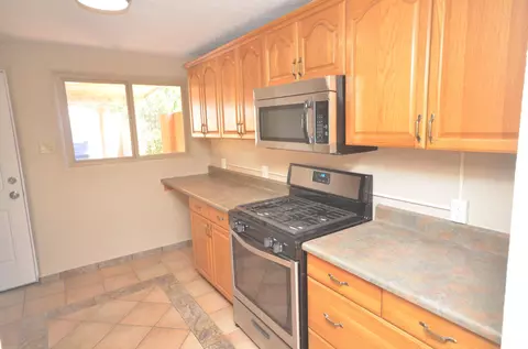 4803 Mescalero Rd NE, Albuquerque, NM 87110