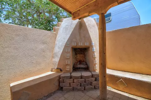 4803 Mescalero Rd NE, Albuquerque, NM 87110