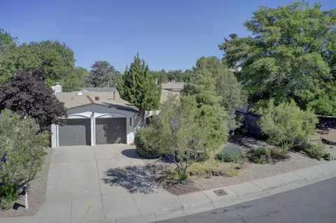 3805 Valerie Pl NE, Albuquerque, NM 87111
