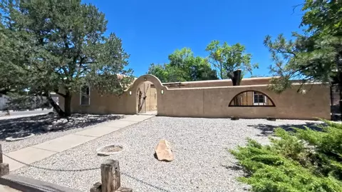 3816 Pennsylvania St NE, Albuquerque, NM 87110