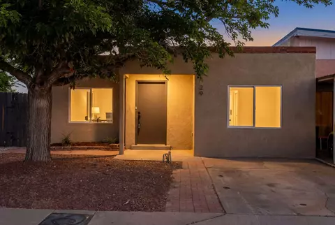 5129 Argus Ave NW, Albuquerque, NM 87120