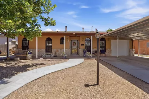 732 Grace St NE, Albuquerque, NM 87123