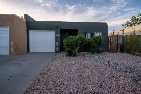 6049 Namath Ave NW, Albuquerque, NM 87120