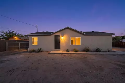 1605 Jesus St SE, Albuquerque, NM 87102