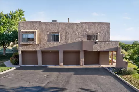 2900 Vista Del Rey NE #35D, Albuquerque, NM 87112