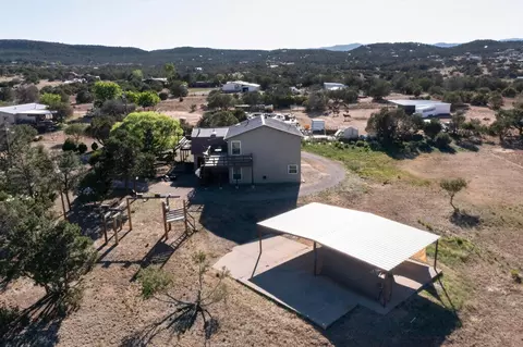10 Brenden Ln, Tijeras, NM 87059