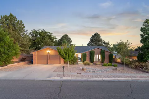 9812 Academy Hills Dr NE, Albuquerque, NM 87111