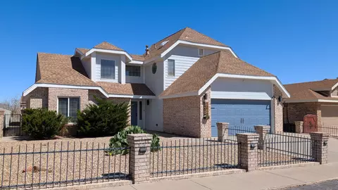 9212 Clinton Anderson Dr NW, Albuquerque, NM 87114