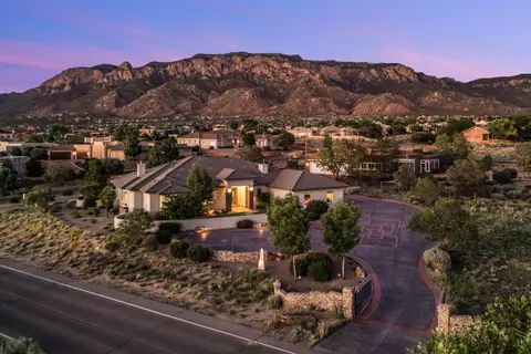 7510 Browning St NE, Albuquerque, NM 87122