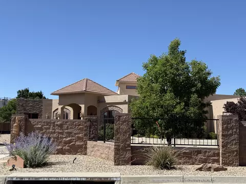 7921 Florence Ave NE, Albuquerque, NM 87122