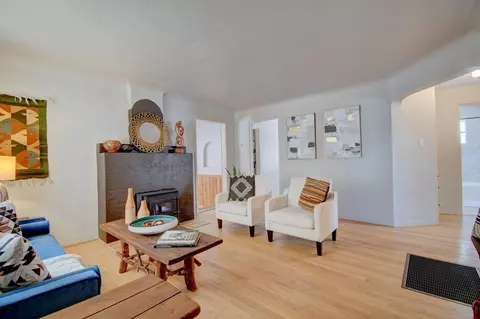 1515 Hermosa Dr SE, Albuquerque, NM 87108