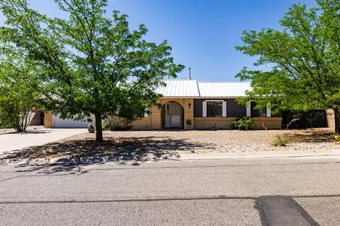 4255 Pumice Dr NE, Rio Rancho, NM 87124