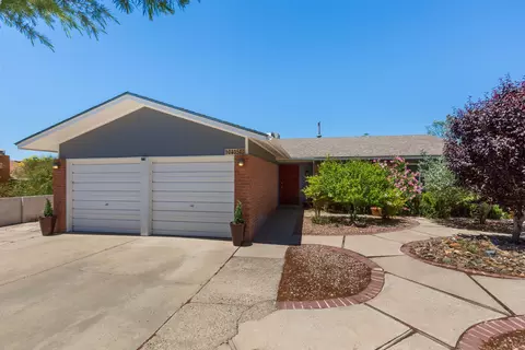 10405 Mazatlan Dr NE, Albuquerque, NM 87111