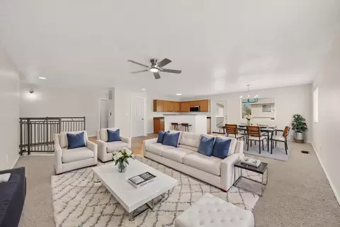 235 Cloud View Ave SW, Los Lunas, NM 87031